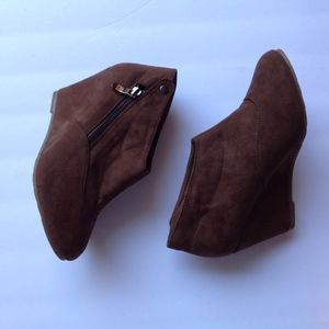 Chestnut Brown Seude Wedge Booties